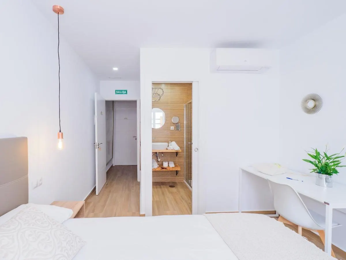 Guest house Cubo'S Hostal William'S Sunny 4 With Breakfast Torre de Benagalbon