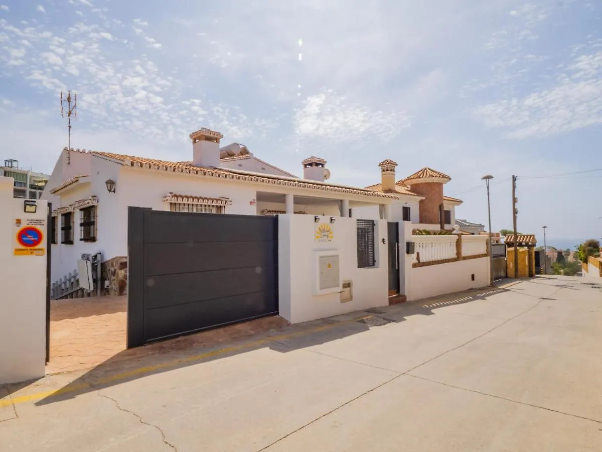 Cubo'S Hostal William'S Sunny 4 With Breakfast Torre de Benagalbon Guest house