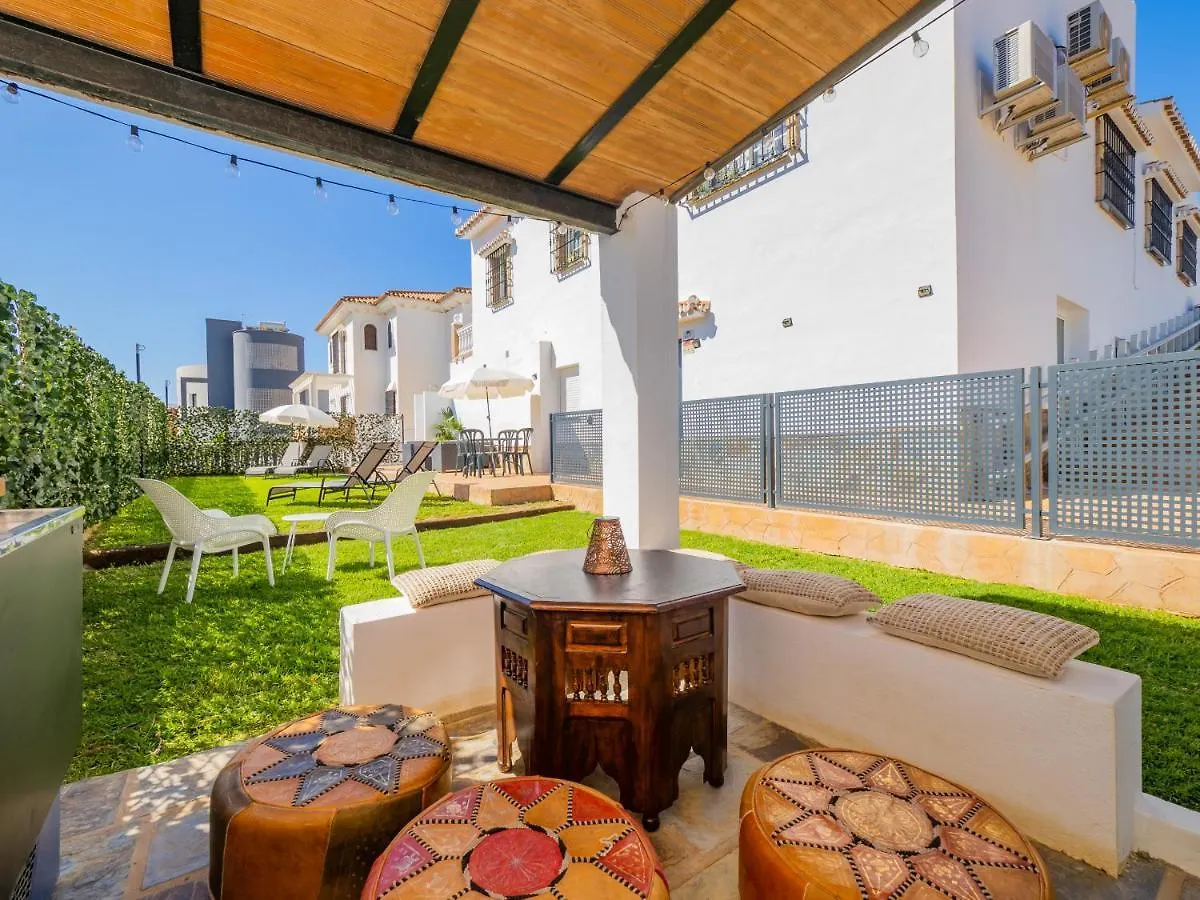 Cubo'S Hostal William'S Sunny 4 With Breakfast Torre de Benagalbon