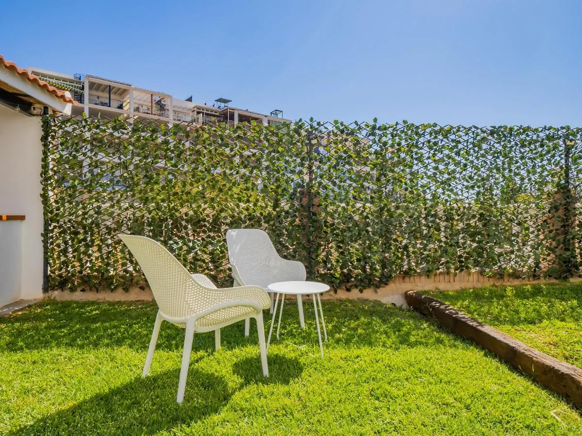 Cubo'S Hostal William'S Sunny 4 With Breakfast Torre de Benagalbon 0*,  Spain